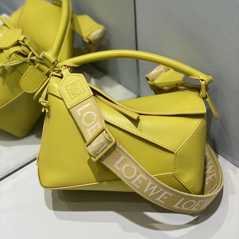 l*ew* handle bags